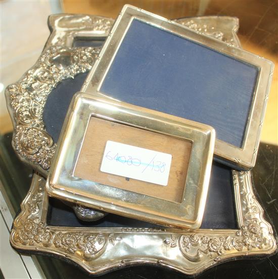 4 silver picture frames